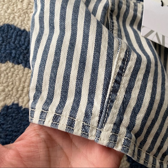 💙 ZARA BLUE IVORY STRIPE DENIM CROP TOP! - Picture 7 of 13